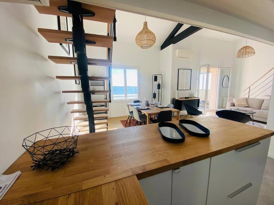 Magnifique Duplex Vue Mer Inoubliable Sanary Sur Mer Exterior photo